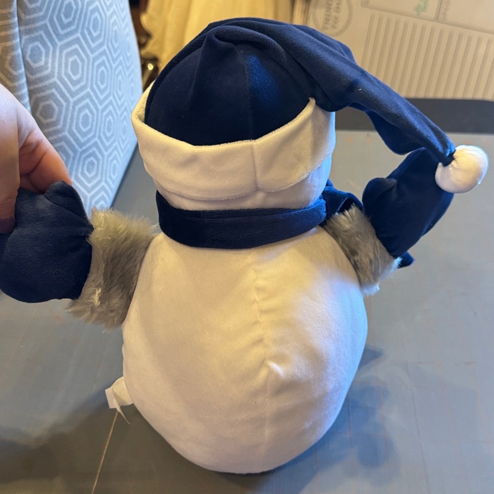 Forever Collectibles Cowboys Snowman Plush with Blue Accessories - Picture 4 of 4